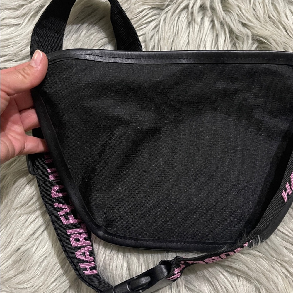 Harley-Davidson Black and Pink Waist Pack - Picture 4 of 4